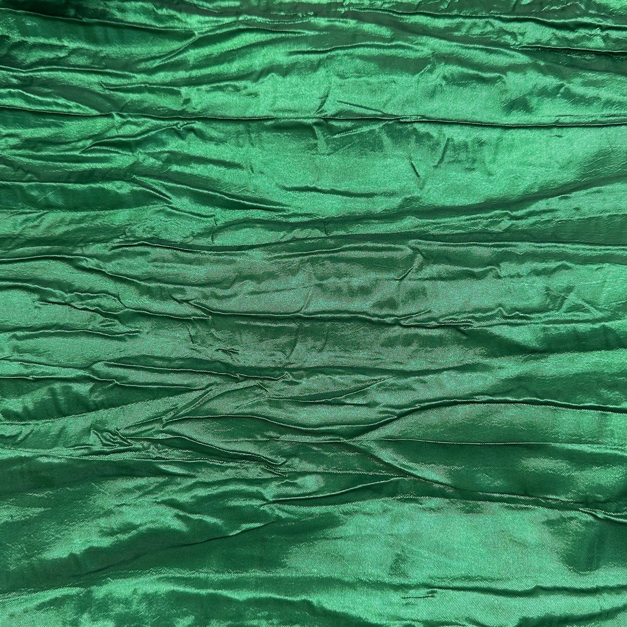 14 x 108 inch Crinkle Taffeta Table Runner Hunter Green