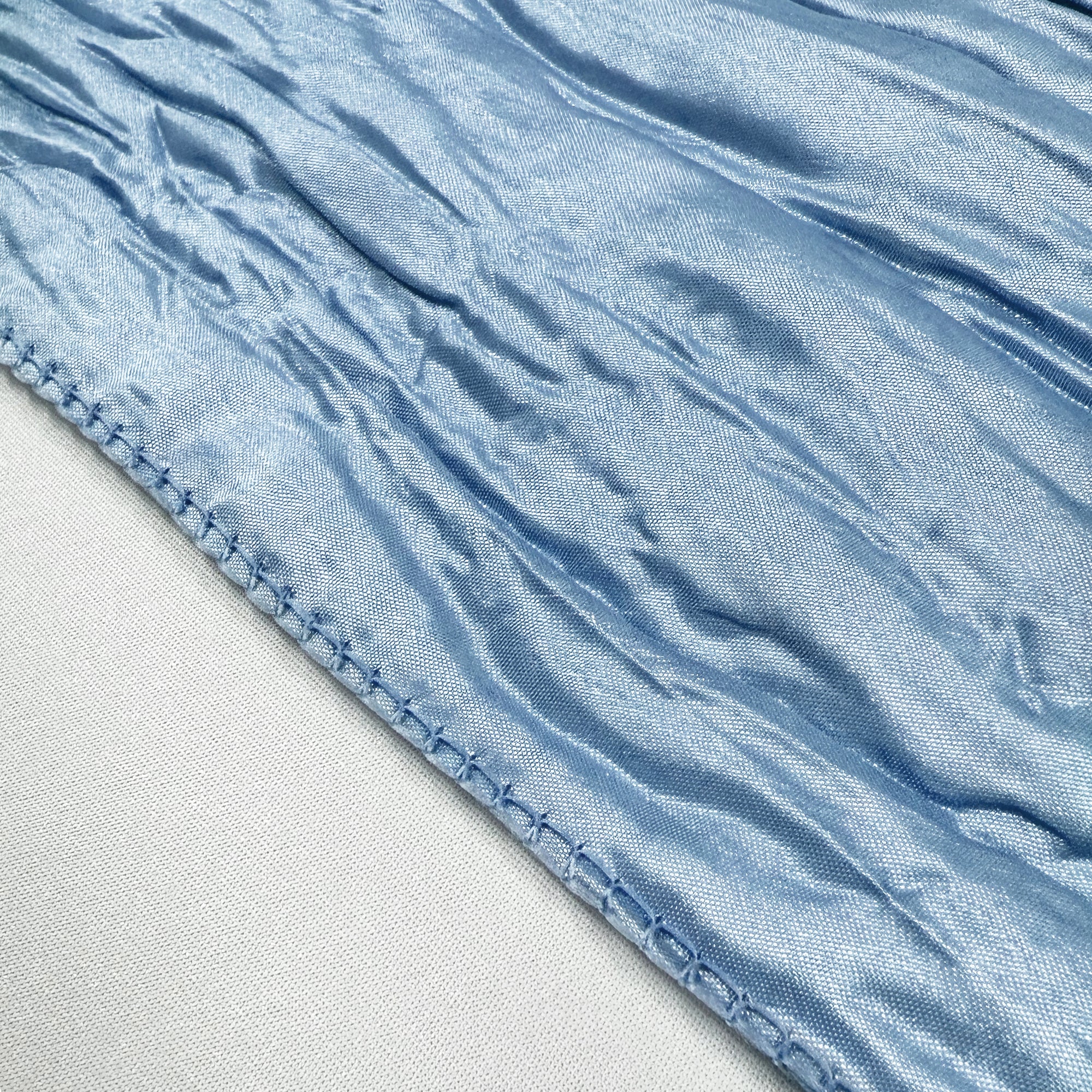 120 Inch Round Crinkle Taffeta Tablecloth Light Blue