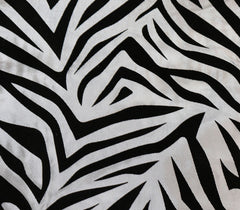 12 x 108 in Flocking Damask Table Runner Zebra
