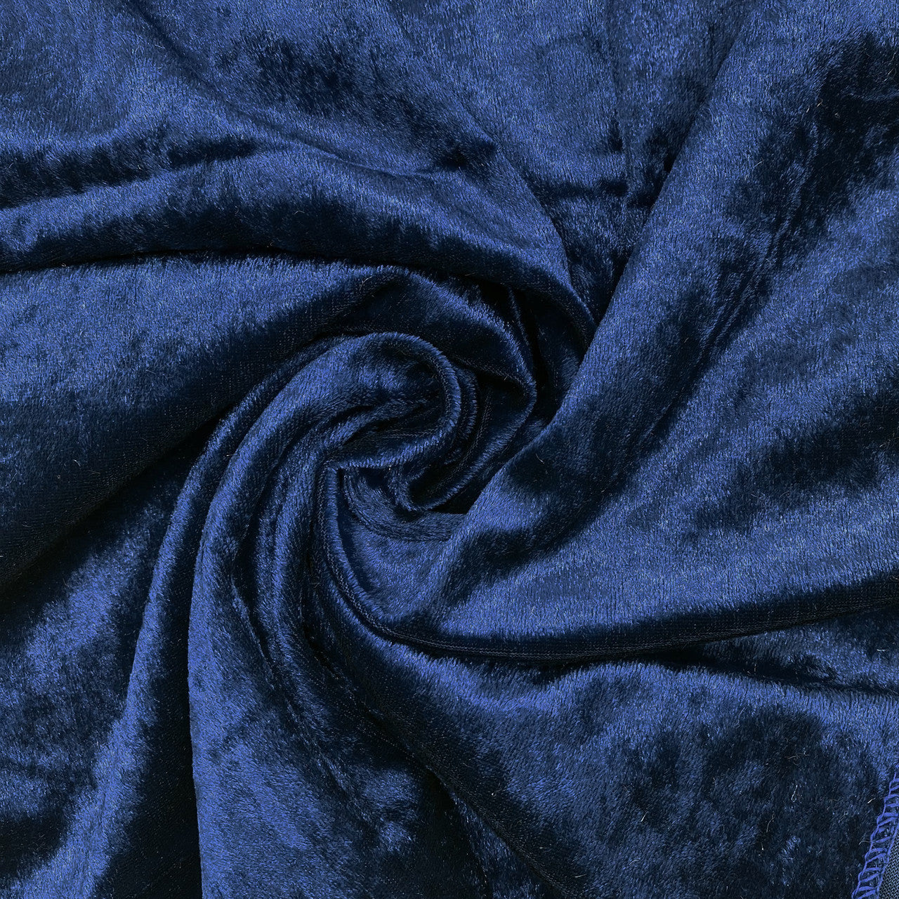 132 Inch Round Crushed Velvet Tablecloth Navy Blue