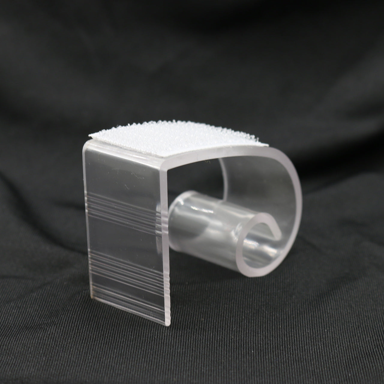 1 3/4 inch Plastic Table Skirt Clips