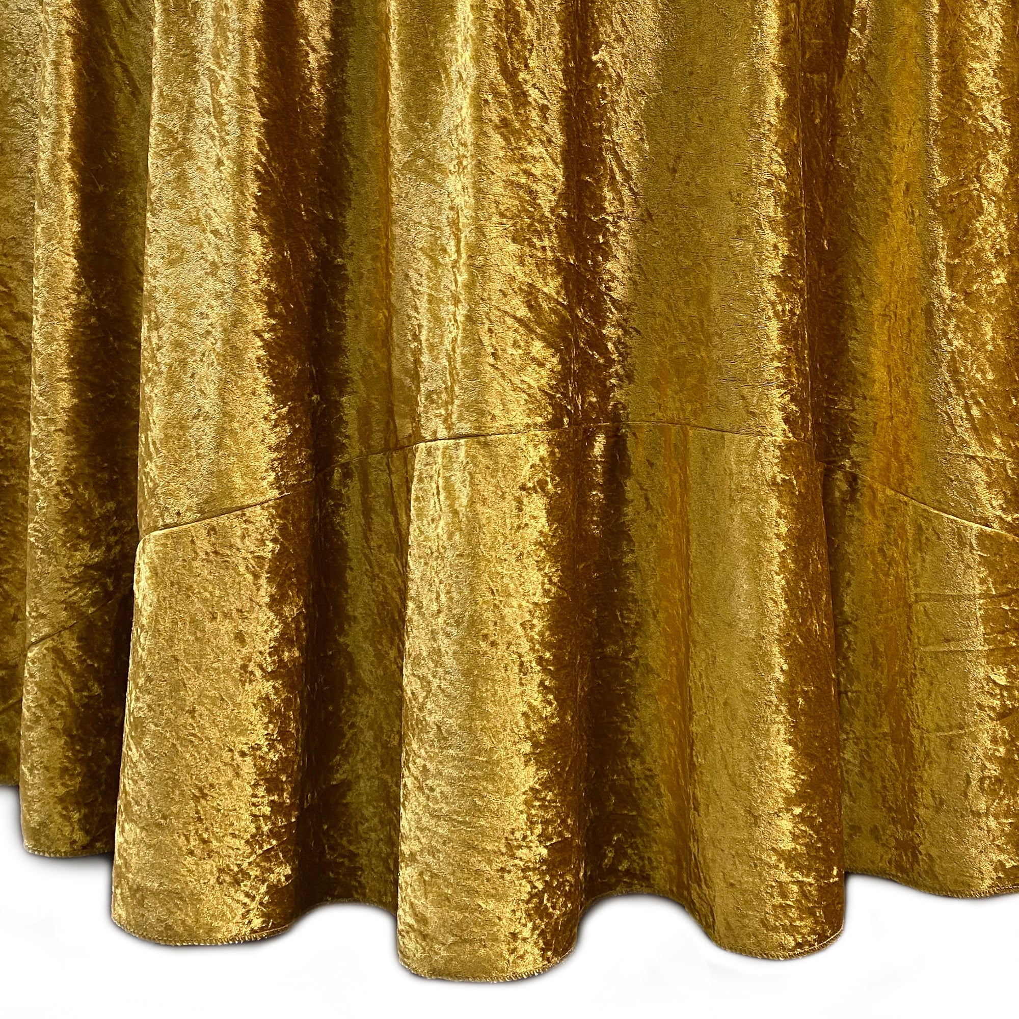 120 Inch Round Crushed Velvet Tablecloth Gold
